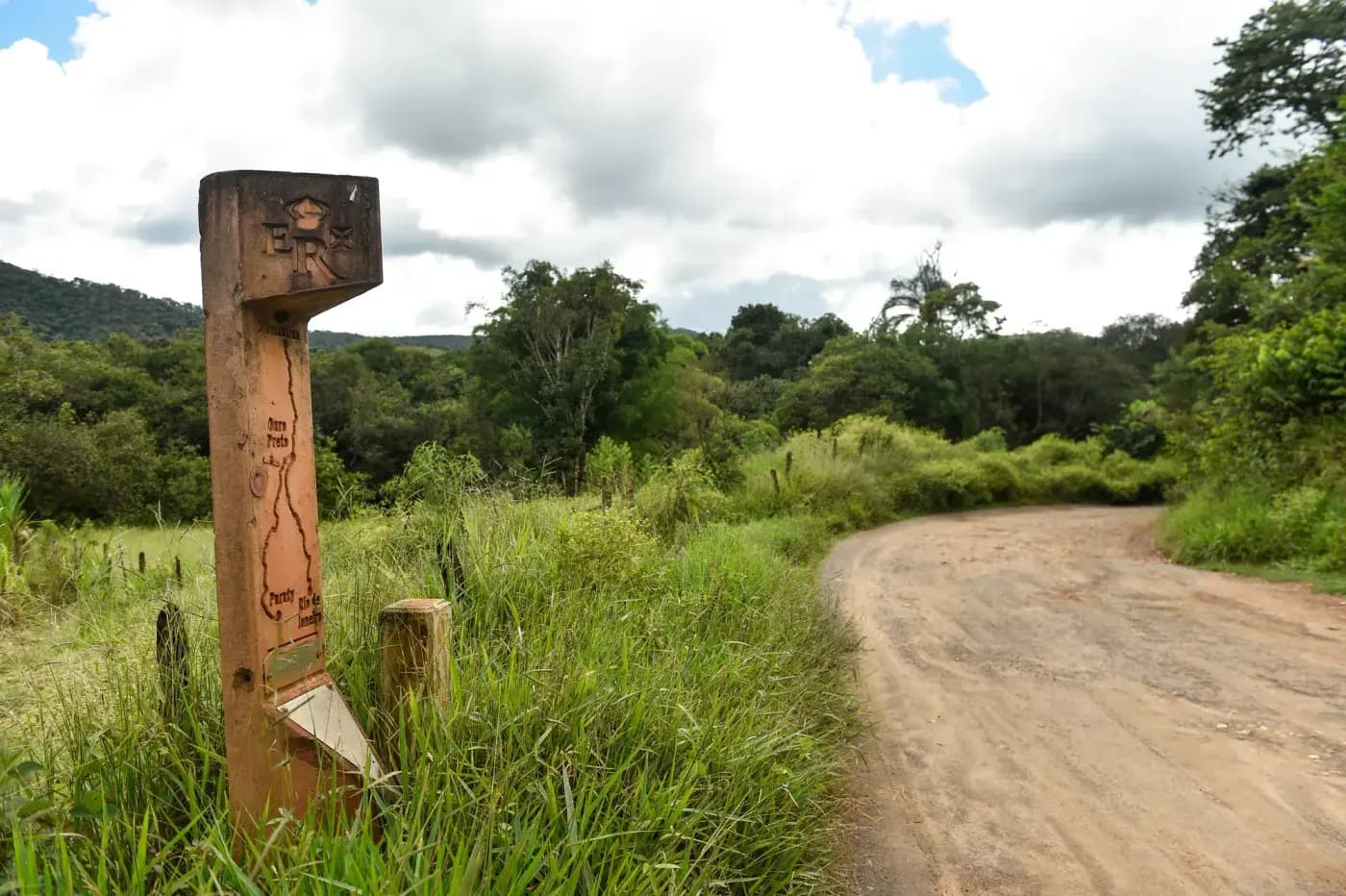 La Estrada Real: el Caminho Velho de Ouro Preto a Paraty en moto
