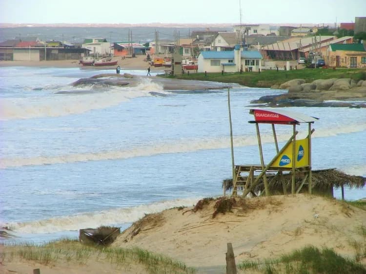 Route 9 to Punta del Diablo and Santa Teresa Park by motorcycle