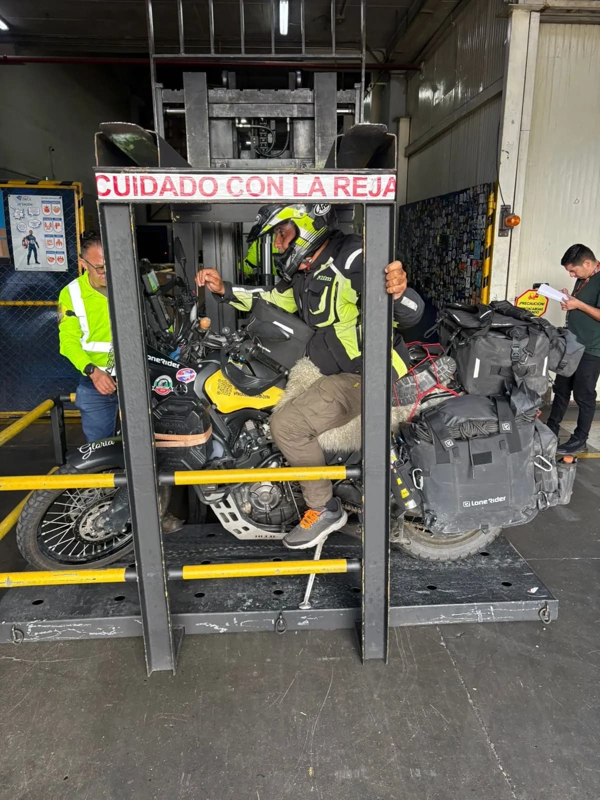 Motorcycle shipment in sea container and air cargo
